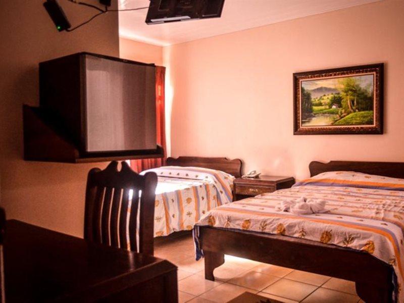 Hotel La Choza Inn La Fortuna Εξωτερικό φωτογραφία